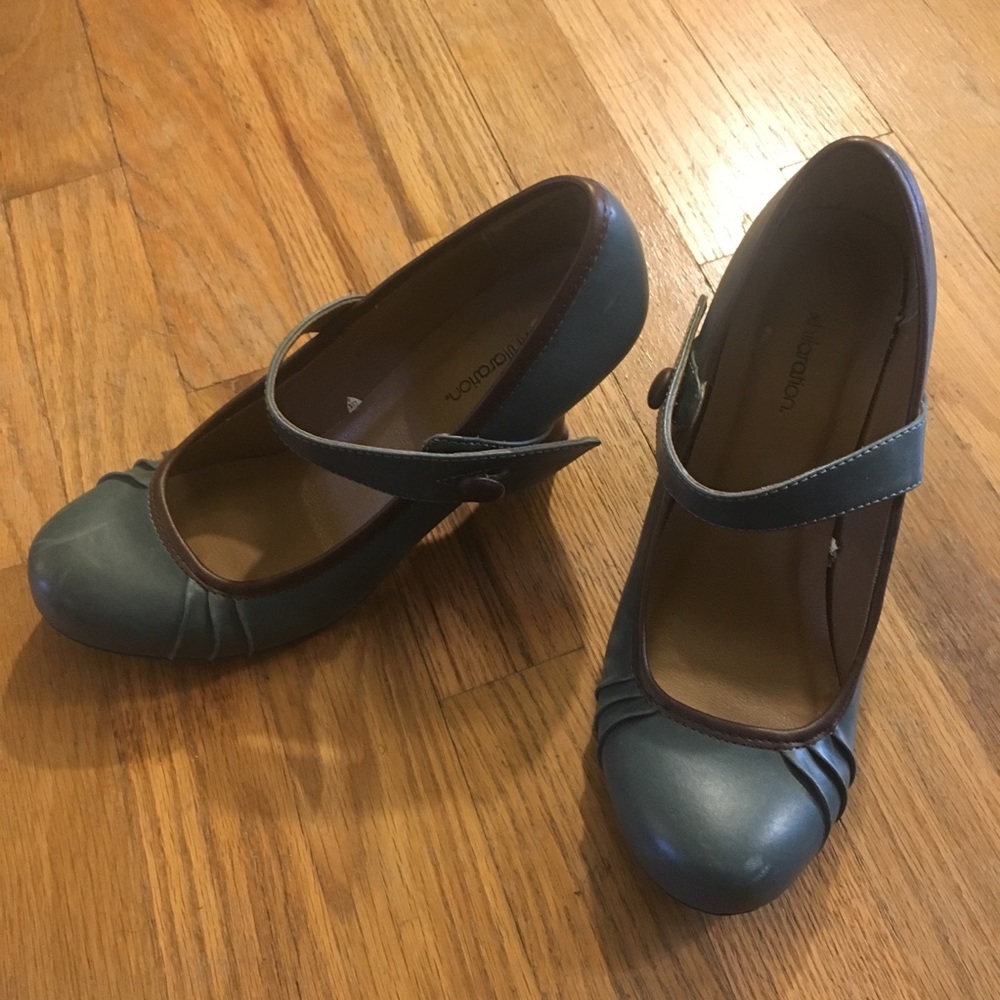 Turquoise Mary Jane style heels